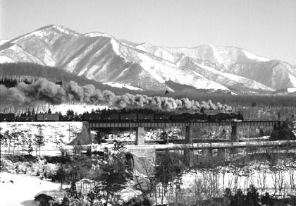 赤倉温泉駅-堺田駅間